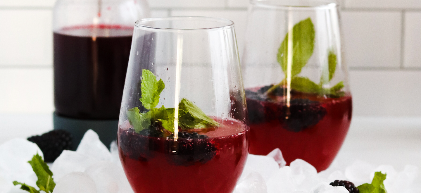 Blackberry-Mint Shrub Mimosa Recipe